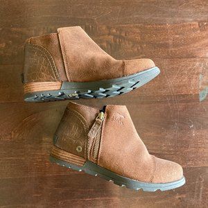 Sorel ankle leather boots